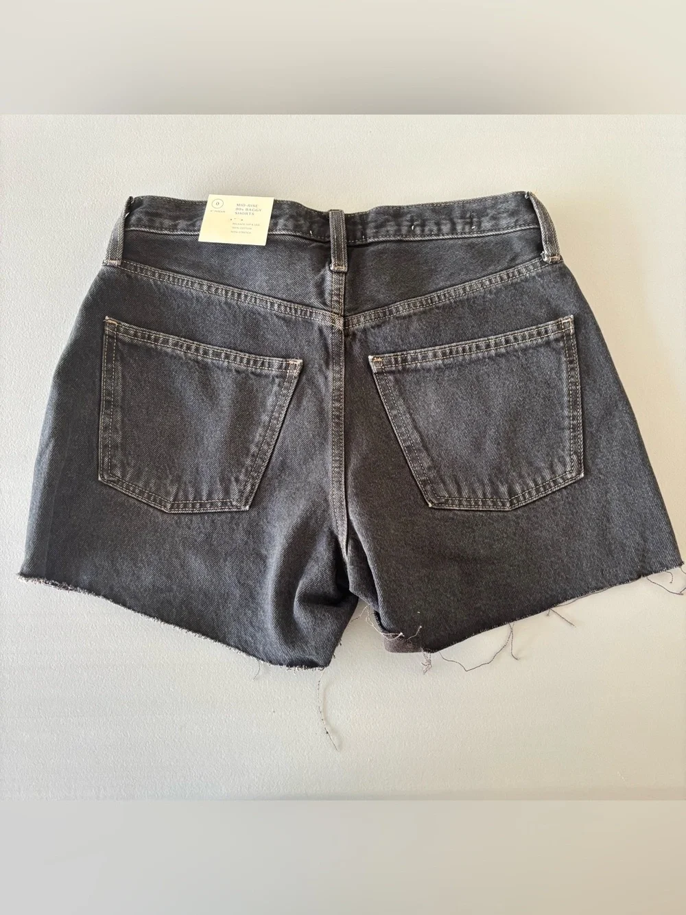 Universal Thread Baggy jean shorts women in black raw wash Size 0